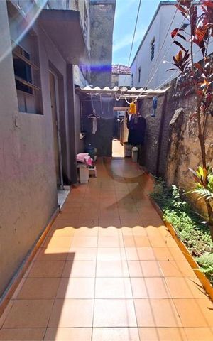Casa à venda com 108m², 4 quartos e 1 vaga