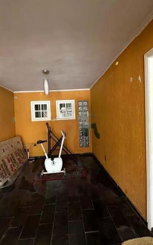 Casa à venda com 260m², 3 quartos e 4 vagas