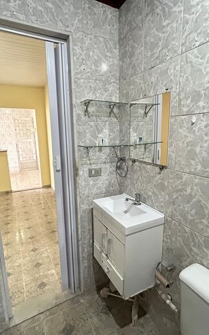 Casa para alugar com 80m², 3 quartos e sem vagaBanheiro