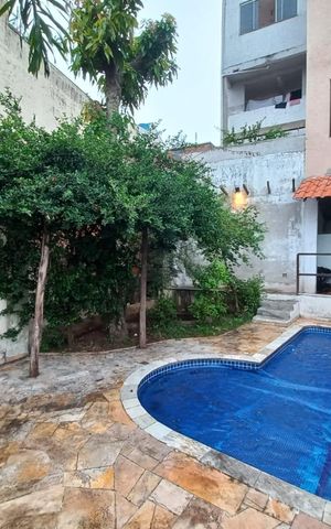 Casa à venda com 230m², 3 quartos e 4 vagasÁrea externa