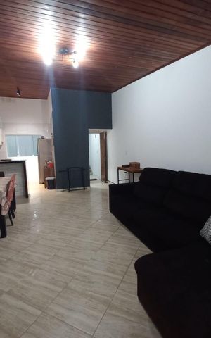 Casa à venda com 230m², 3 quartos e 4 vagasSala