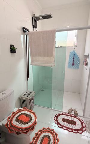 Casa à venda com 123m², 2 quartos e 2 vagasBanheiro Social