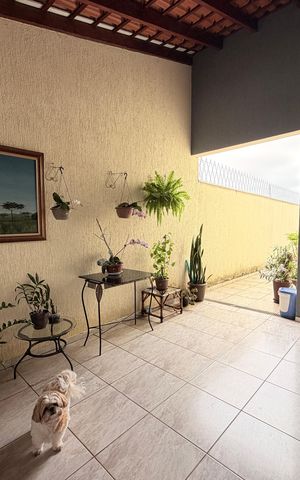 Casa à venda com 123m², 2 quartos e 2 vagasGaragem
