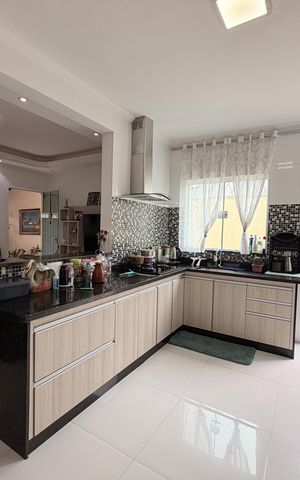 Casa à venda com 123m², 2 quartos e 2 vagasCozinha
