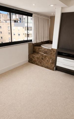 Apartamento para alugar com 180m², 3 quartos e 1 vaga