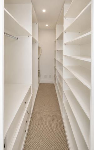 Apartamento para alugar com 180m², 3 quartos e 1 vaga