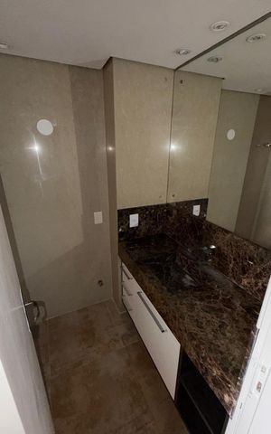 Apartamento para alugar com 180m², 3 quartos e 1 vaga