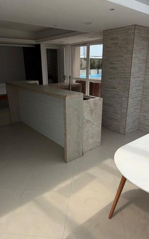 Apartamento para alugar com 180m², 3 quartos e 1 vaga