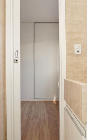 Apartamento à venda com 153m², 3 quartos e 2 vagas Apartamento à venda com 153m², 3 quartos e 2 vagasBanheiro das Semi-suítes