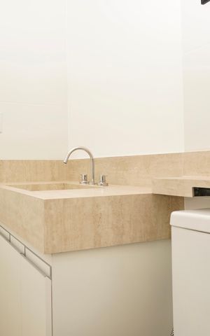 Apartamento à venda com 153m², 3 quartos e 2 vagas Apartamento à venda com 153m², 3 quartos e 2 vagasBanheiro da Suíte