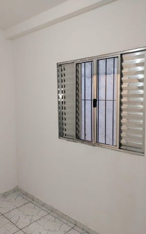 Casa para alugar com 60m², 2 quartos e sem vaga Casa para alugar com 60m², 2 quartos e sem vagaQuarto