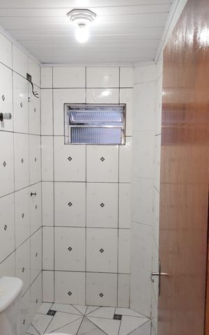 Casa para alugar com 60m², 2 quartos e sem vaga Casa para alugar com 60m², 2 quartos e sem vagaBanheiro