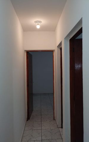 Casa para alugar com 60m², 2 quartos e sem vaga Casa para alugar com 60m², 2 quartos e sem vagaCorredor