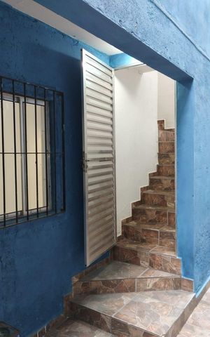 Casa para alugar com 60m², 2 quartos e sem vagaÁrea externa