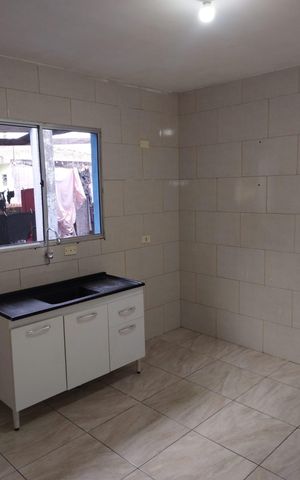 Casa para alugar com 60m², 2 quartos e sem vagaCozinha
