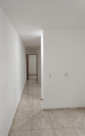 Casa para alugar com 60m², 2 quartos e sem vagaCorredor