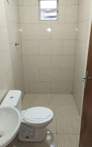 Casa para alugar com 60m², 2 quartos e sem vagaBanheiro
