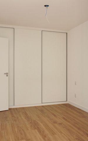 Apartamento à venda com 135m², 3 quartos e 2 vagas Apartamento à venda com 135m², 3 quartos e 2 vagasSuíte