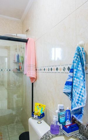 Apartamento à venda com 68m², 2 quartos e 2 vagas Apartamento à venda com 68m², 2 quartos e 2 vagasBanheiro do quarto 1