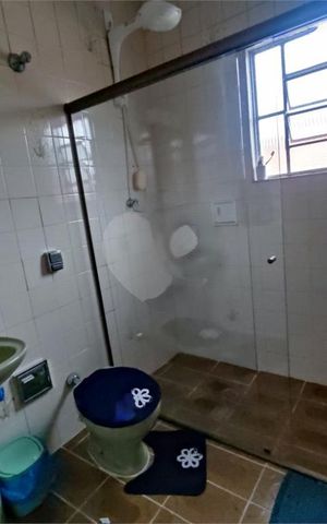 Casa à venda com 220m², 3 quartos e 2 vagas