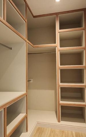 Casa de condomínio à venda com 547m², 4 quartos e 4 vagas