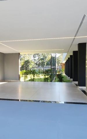 Casa de condomínio à venda com 547m², 4 quartos e 4 vagas