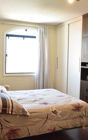 Casa à venda com 280m², 4 quartos e 4 vagasSuíte 2