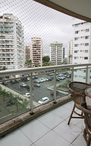 Apartamento para alugar com 77m², 3 quartos e 1 vagaVaranda