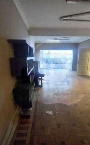 Casa à venda com 140m², 4 quartos e 2 vagas