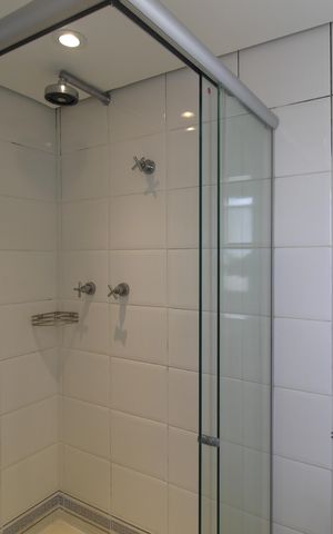Apartamento à venda com 107m², 3 quartos e 2 vagasBanheiro da Suíte