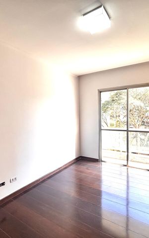 Apartamento para alugar com 180m², 4 quartos e 2 vagas Apartamento para alugar com 180m², 4 quartos e 2 vagasQuarto 1