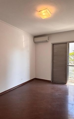 Apartamento para alugar com 180m², 4 quartos e 2 vagas Apartamento para alugar com 180m², 4 quartos e 2 vagasSuíte 2
