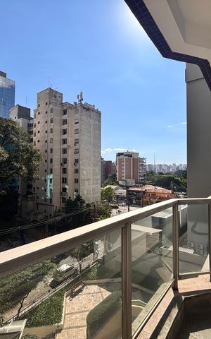 Apartamento para alugar com 180m², 4 quartos e 2 vagas Apartamento para alugar com 180m², 4 quartos e 2 vagasVaranda