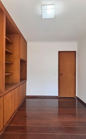 Apartamento para alugar com 180m², 4 quartos e 2 vagas Apartamento para alugar com 180m², 4 quartos e 2 vagasQuarto 1