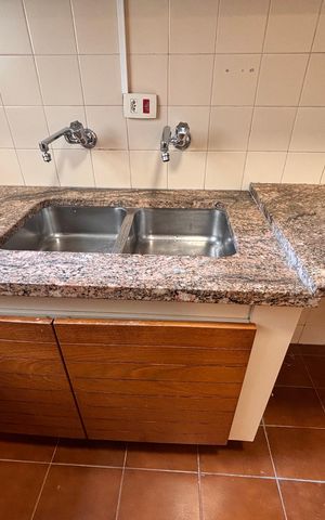 Apartamento para alugar com 180m², 4 quartos e 2 vagas Apartamento para alugar com 180m², 4 quartos e 2 vagasCozinha