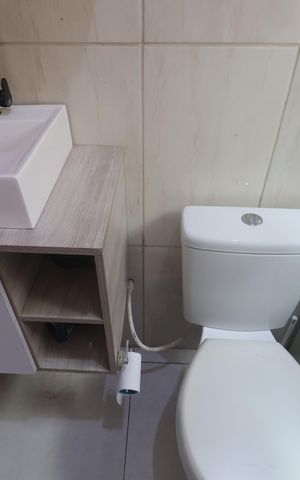 Casa à venda com 71m², 2 quartos e 1 vagaBanheiro 