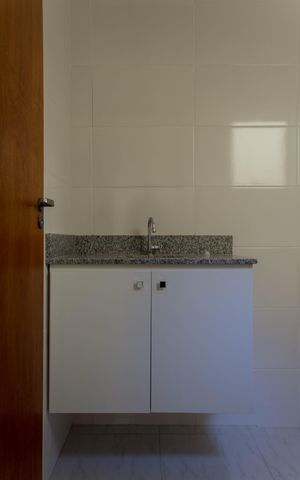 Casa à venda com 170m², 3 quartos e 4 vagas Casa à venda com 170m², 3 quartos e 4 vagasBanheiro da Suíte 2