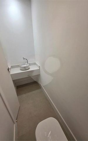 Casa à venda com 132m², 3 quartos e 2 vagas