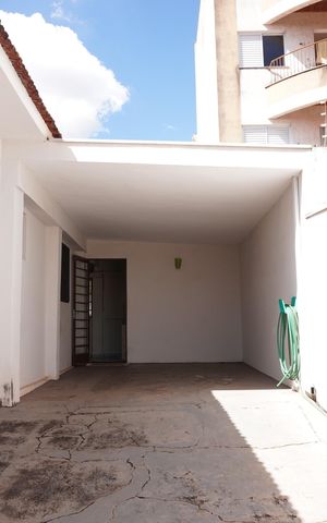 Casa para alugar com 101m², 2 quartos e 1 vagaGaragem