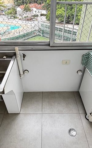 Apartamento à venda com 232m², 3 quartos e 1 vaga Apartamento à venda com 232m², 3 quartos e 1 vagaÁrea de Serviço