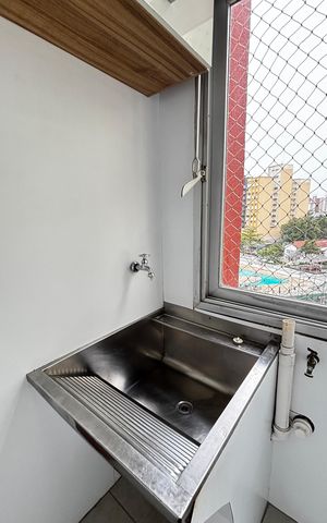 Apartamento à venda com 232m², 3 quartos e 1 vaga Apartamento à venda com 232m², 3 quartos e 1 vagaÁrea de Serviço