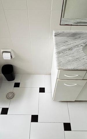 Apartamento à venda com 232m², 3 quartos e 1 vaga Apartamento à venda com 232m², 3 quartos e 1 vagaBanheiro