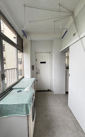Apartamento à venda com 232m², 3 quartos e 1 vaga Apartamento à venda com 232m², 3 quartos e 1 vagaÁrea de Serviço