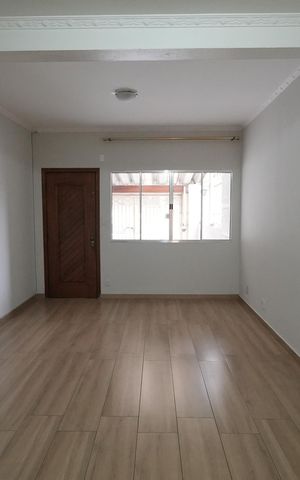 Casa para alugar com 110m², 2 quartos e 1 vagaSala