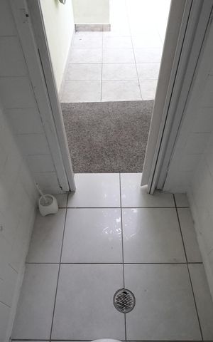 Casa para alugar com 110m², 2 quartos e 1 vagaBanheiro de serviço
