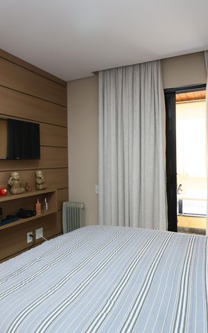 Apartamento à venda com 220m², 4 quartos e 3 vagas Apartamento à venda com 220m², 4 quartos e 3 vagasSuíte 2