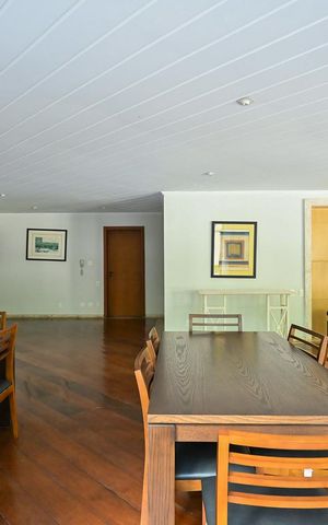 Apartamento à venda com 220m², 4 quartos e 3 vagasÁrea comum