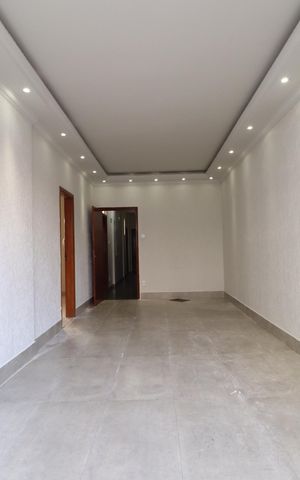 Apartamento para alugar com 90m², 4 quartos e sem vagaSala