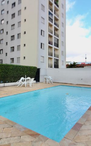 Apartamento à venda com 55m², 2 quartos e 1 vaga Apartamento à venda com 55m², 2 quartos e 1 vagaÁrea comum - Piscina