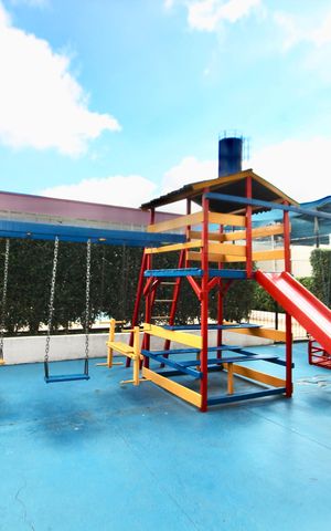 Apartamento à venda com 55m², 2 quartos e 1 vaga Apartamento à venda com 55m², 2 quartos e 1 vagaÁrea comum - Playground